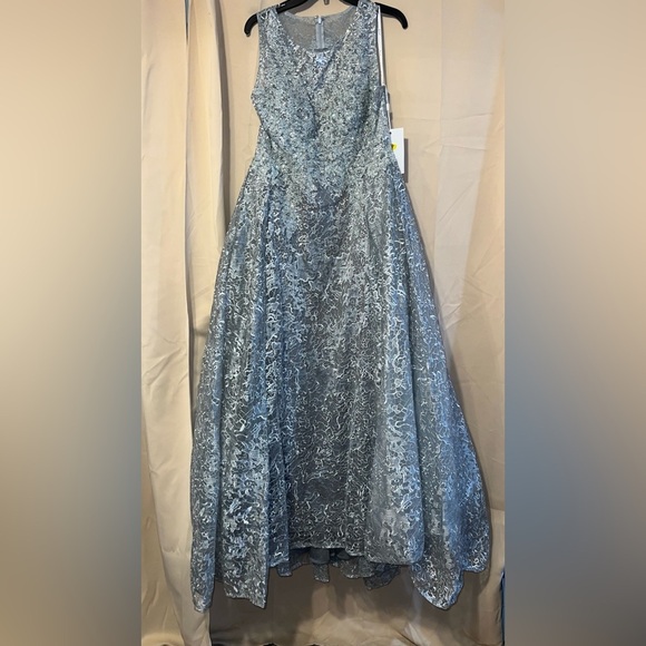 Mac Duggal 20112 NWT Beaded Lace Overskirt Dress - Picture 4 of 11